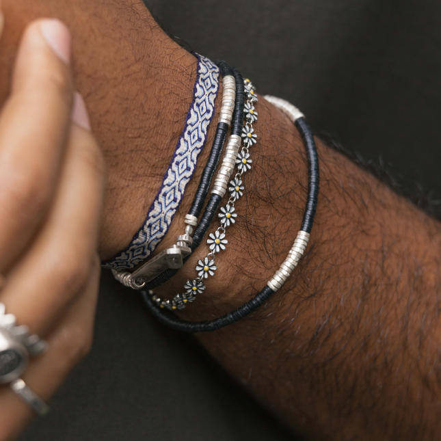 3 Laps Bracelet With Vinyl And Sterling Silver Beads (Black)-Bracelet-Kompsós