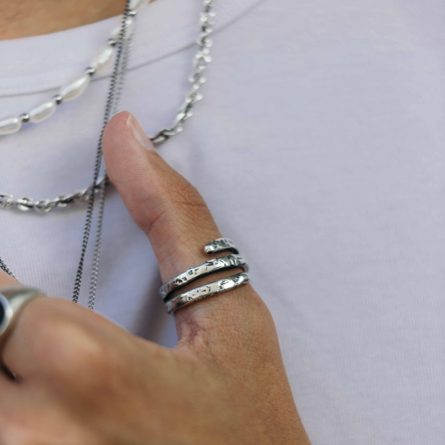 Hand-Forged Band Sterling Silver Ring-Ring-Kompsós