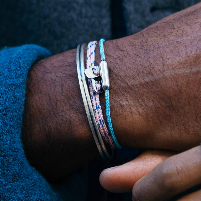 Sailing Cable Bracelet With Silver Screwing Mechanism (Black)-Bracelet-Kompsós