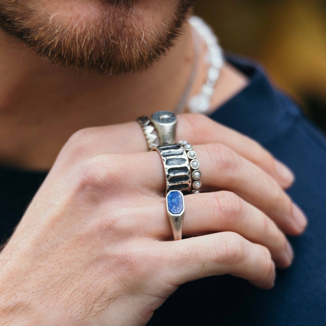 Sterling Silver Band Ring With Freshwater Pearls-Ring-Kompsós