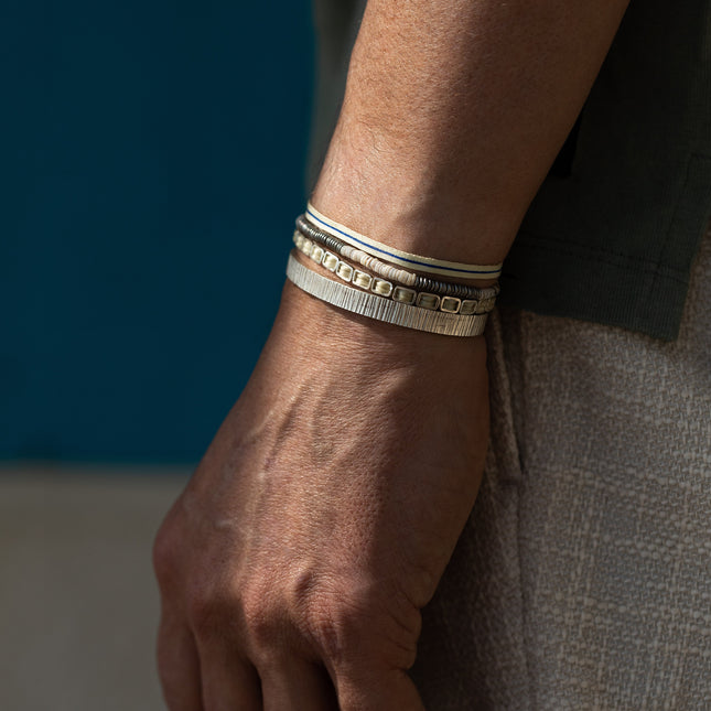 Maxi "Azulik" Linear Silver Bangle-Kompsós