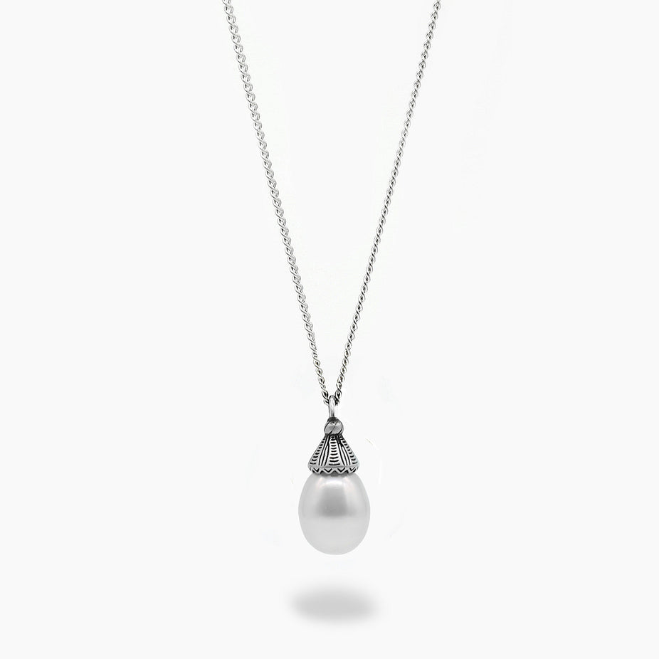 Antique Silver Necklace With Freshwater Pearl-Necklace-Kompsós