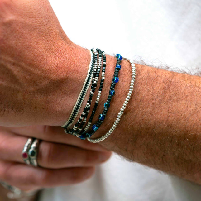 Braided Bracelet With Eye Eye Beads (Black)-Bracelet-Kompsós