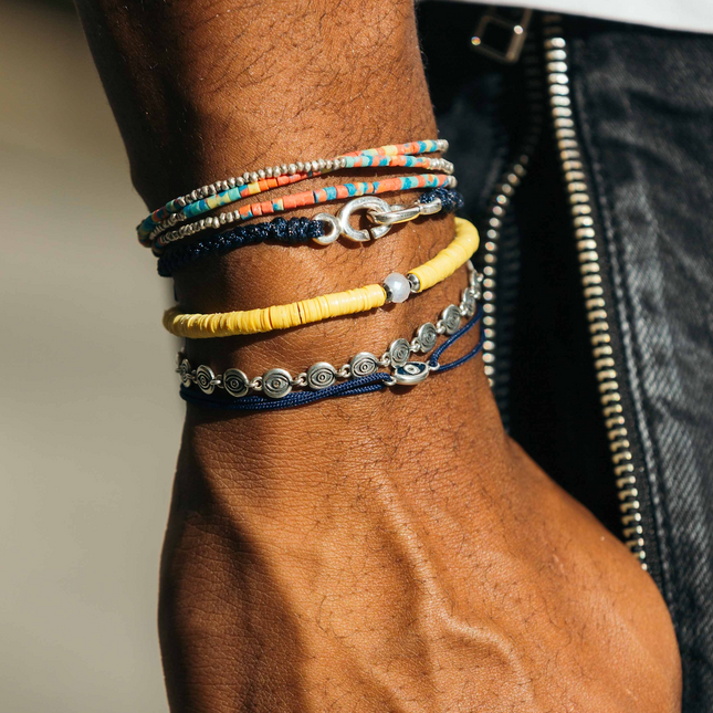 Braided Bracelet With Sterling Silver Links (Black)-Bracelet-Kompsós