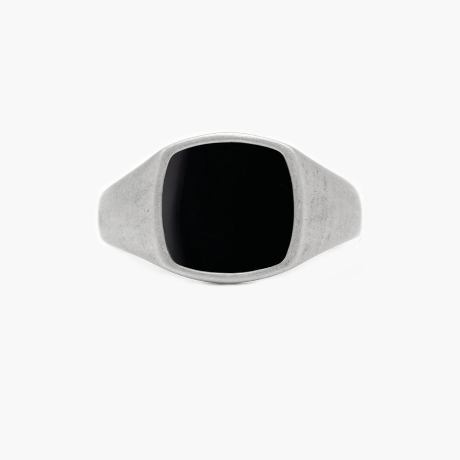 Cushion Signet Ring With Matte Onyx Stone-Ring-Kompsós
