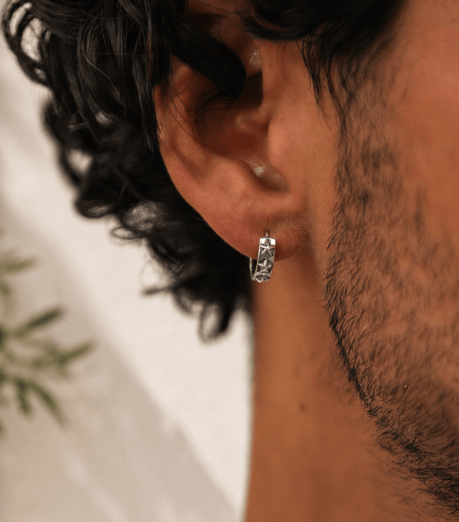 Embossed Stars Sterling Silver Earring-Earring-Kompsós