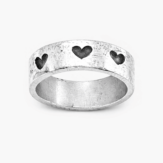 Engraved Hearts Sterling Silver Ring-Ring-Kompsós