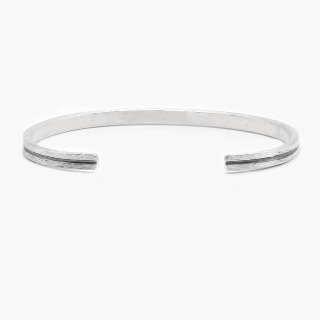 Hand Forged Sterling Silver Bangle With Oxidised Line-Bracelet-Kompsós