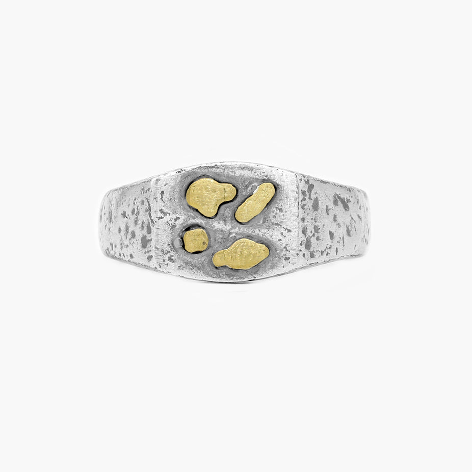 Hand-Forged Sterling Silver Ring With Gold Details-Ring-Kompsós
