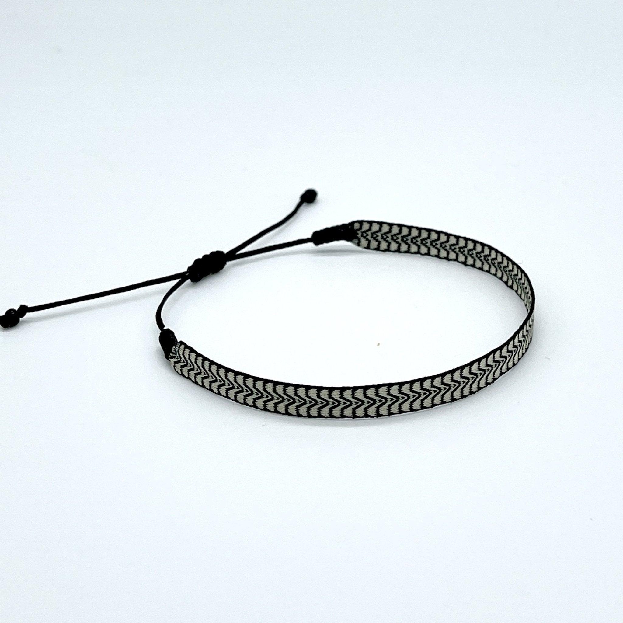 Handmade Purnama Bracelet 7 - Kompsós