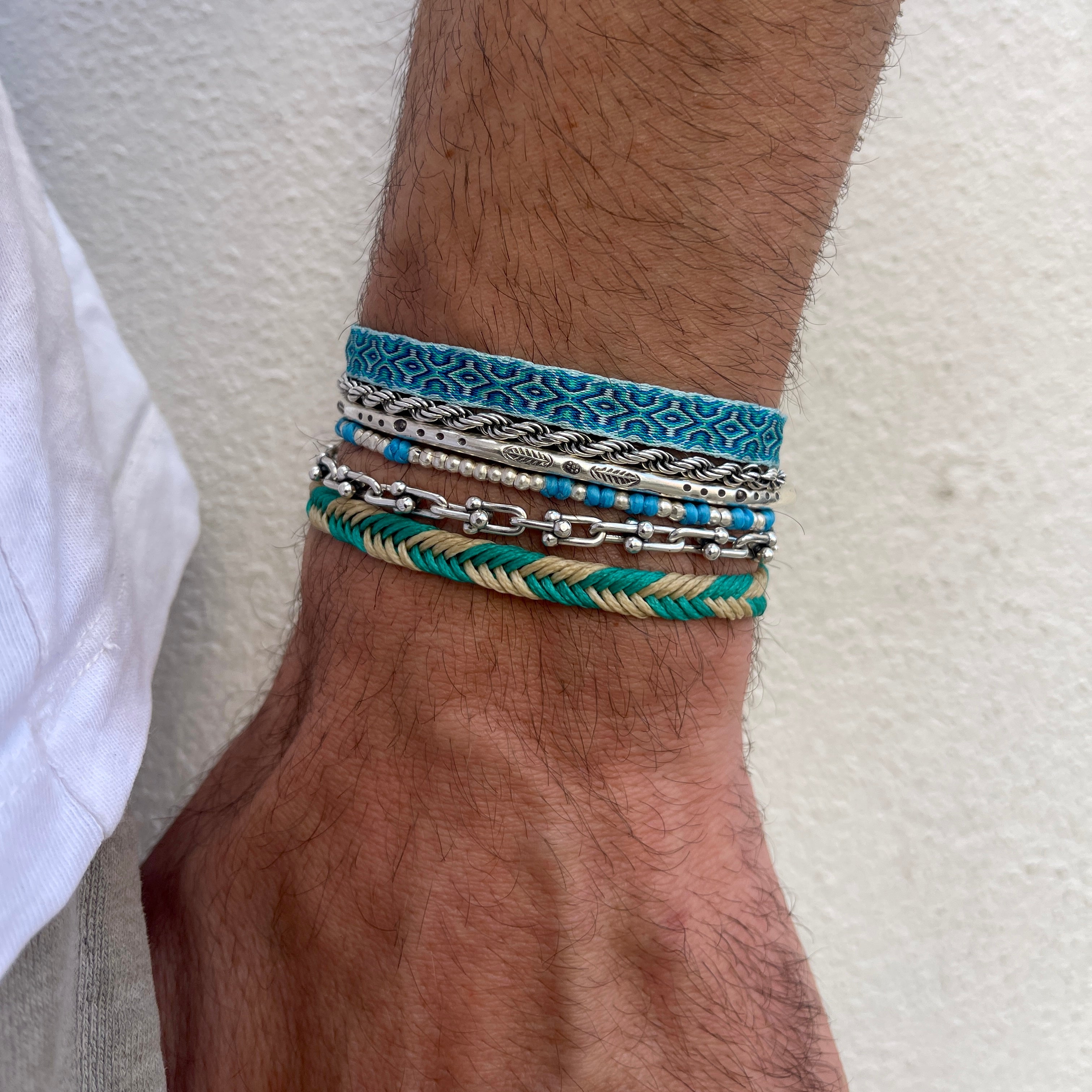 Handmade Purnama Bracelet (Shade of Blue)