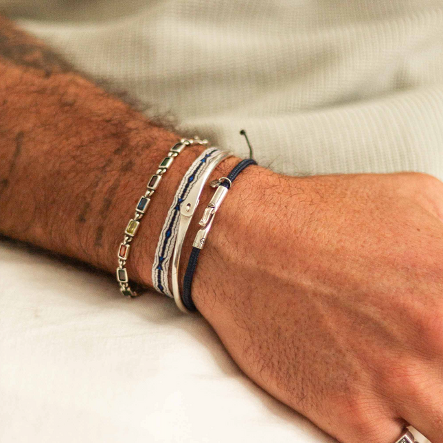 Handmade Purnama Bracelet (White/Blue)