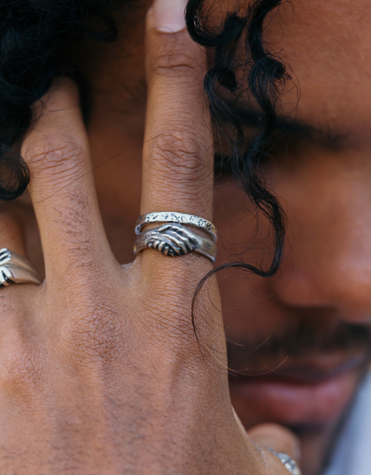 Handshake Sterling Silver Ring-Ring-Kompsós