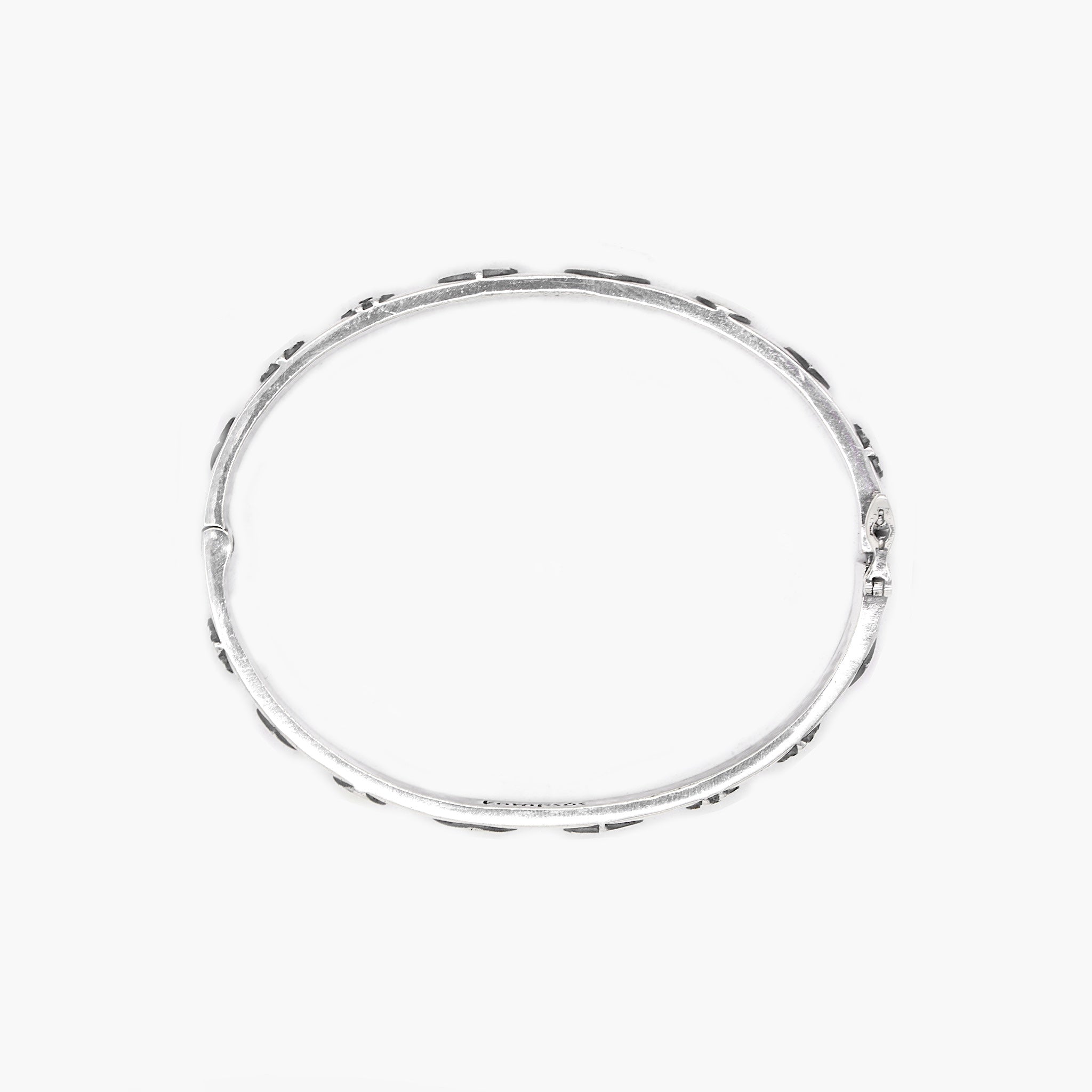 Holidays Signature Sterling Silver Lockup Bangle-Bracelet-Kompsós