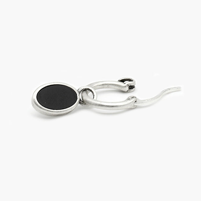 Matt Onyx Charm Sterling Silver Earring-Earring-Kompsós