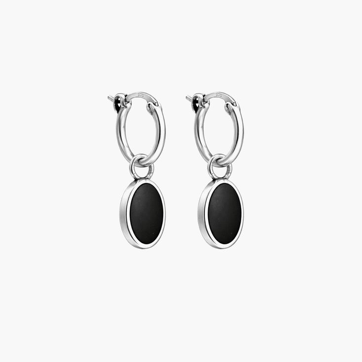 Matt Onyx Charm Sterling Silver Earring-Earring-Kompsós