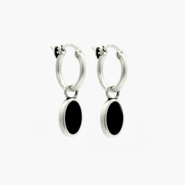 Matt Onyx Charm Sterling Silver Earring-Earring-Kompsós