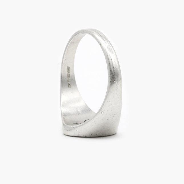 Matte Onyx "Dove" Sterling Silver Signet Ring-Ring-Kompsós