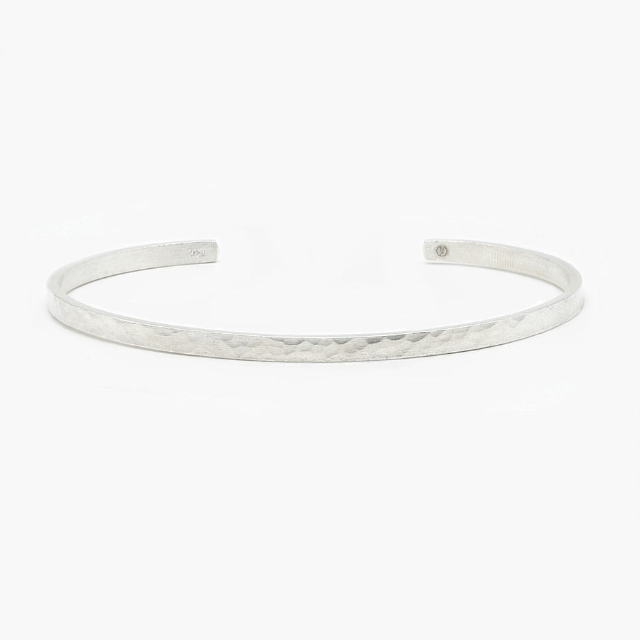 Mini Hammered Silver Bangle-Kompsós