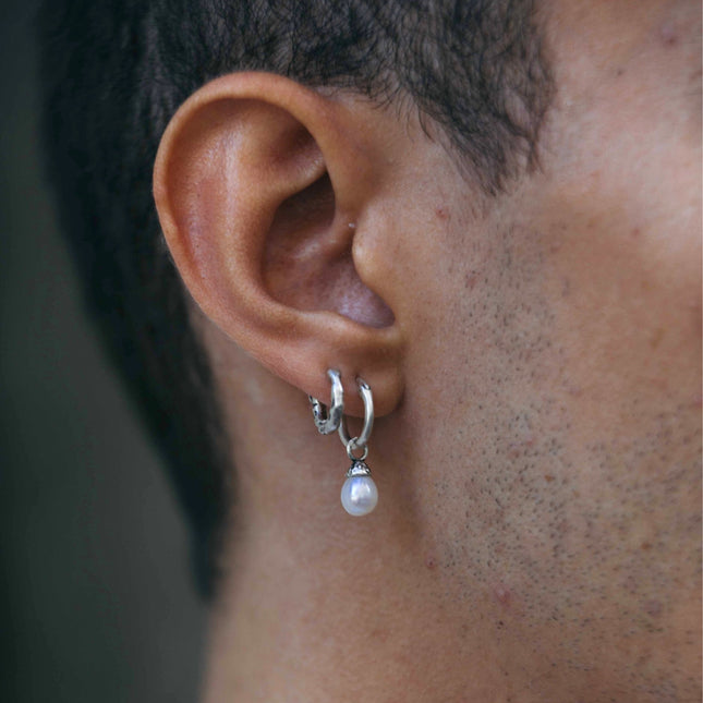 Mini Hammered Sterling Silver Hoop Earring-Earring-Kompsós