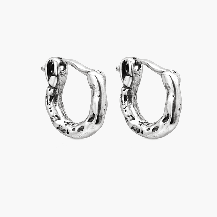 Mini Hammered Sterling Silver Hoop Earring-Earring-Kompsós