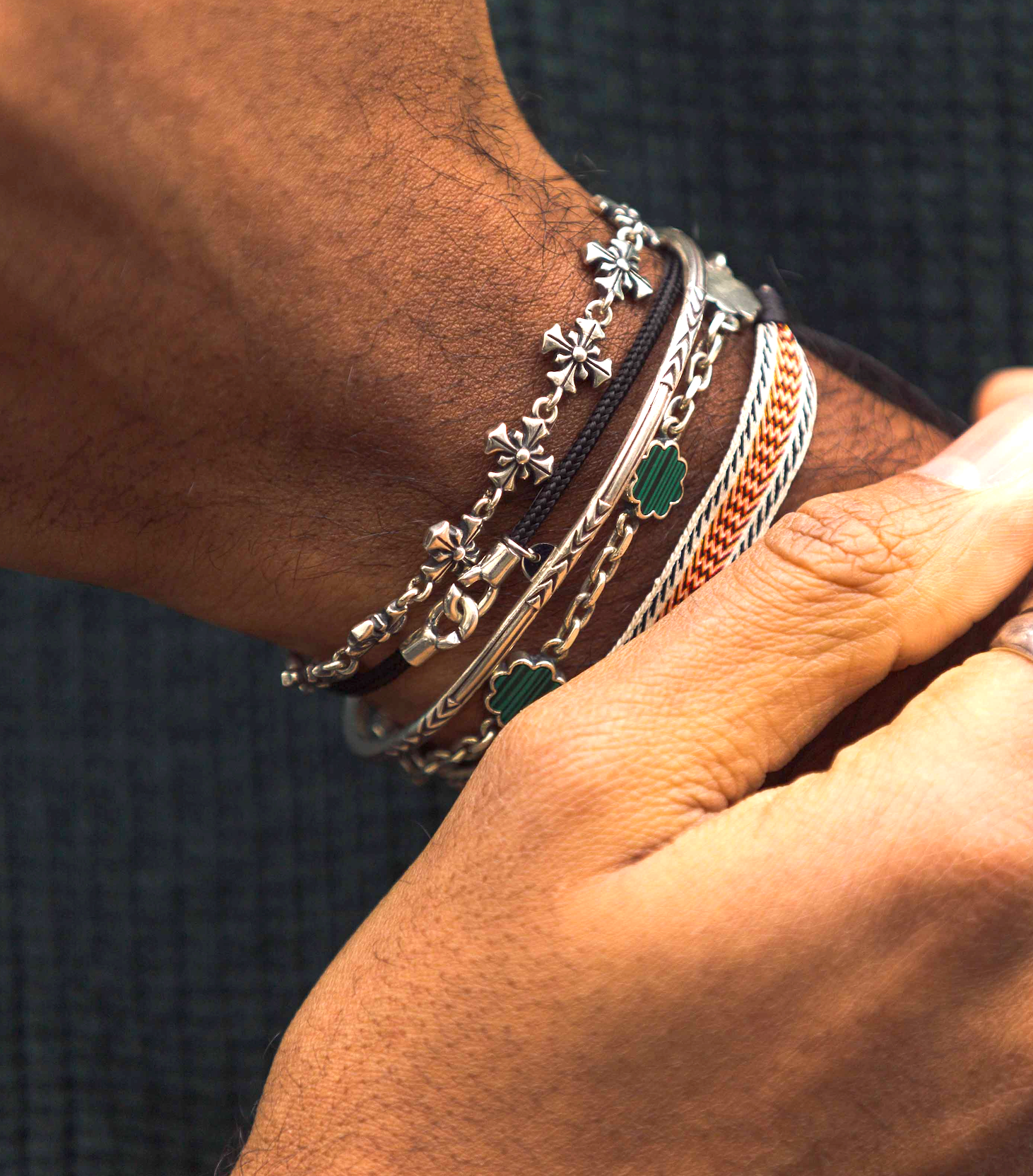 Multi Daisies Sterling Silver Chain Bracelet With Malachite-Bracelet-Kompsós