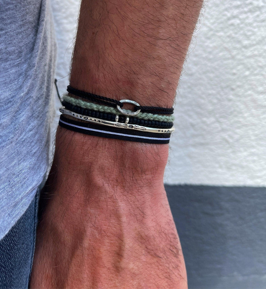 Nylon Thread With Silver Hoop 