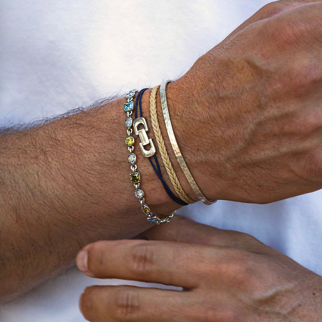 String Bracelet With Silver Mechanism (Light Grey)-Bracelet-Kompsós