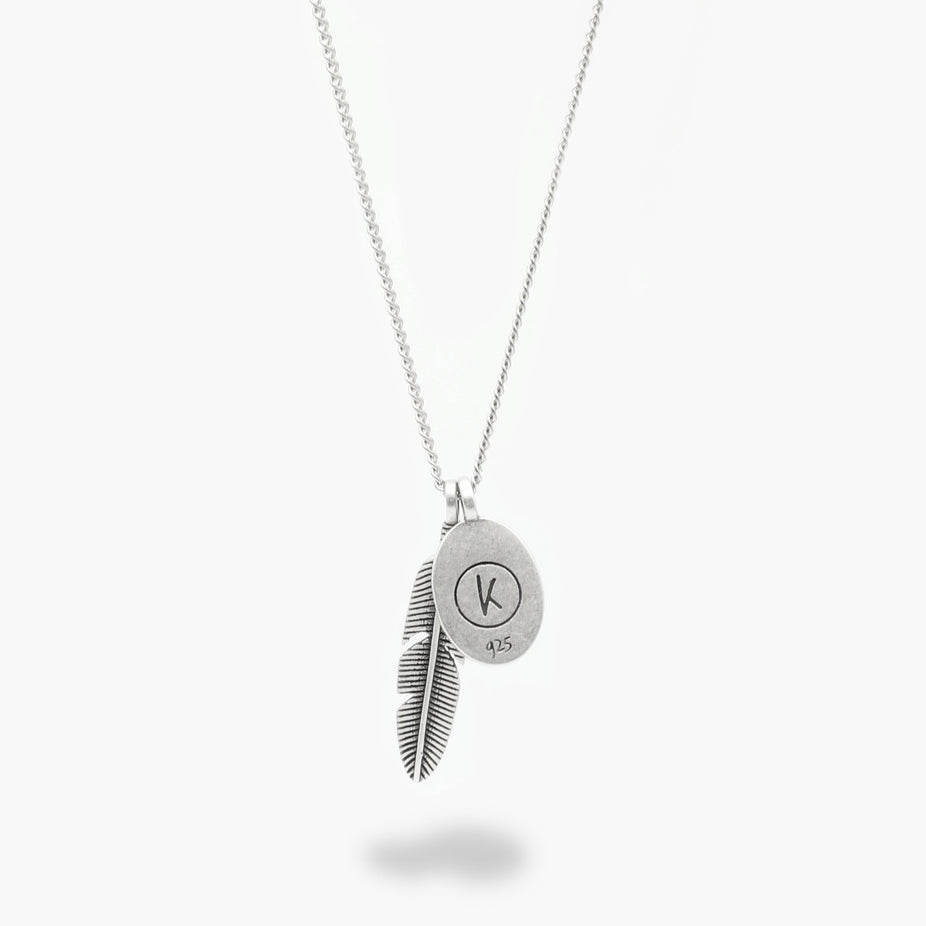 Silver Necklace With Feather And Matte Onyx Charm-Necklace-Kompsós
