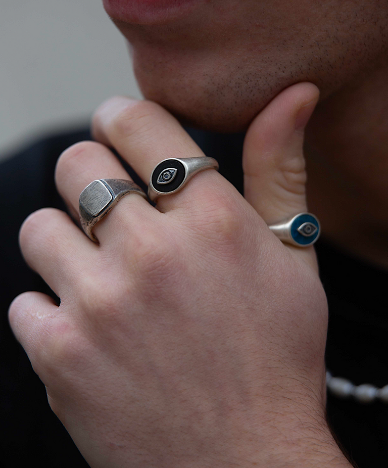 Sterling Silver Maxi Signet Ring With Aged Finish-Ring-Kompsós
