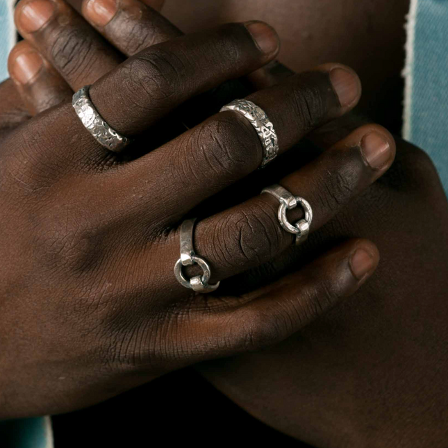Sterling Silver Round Perforated Signet Ring-Ring-Kompsós