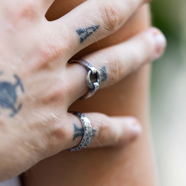 Sterling Silver Round Perforated Signet Ring-Ring-Kompsós