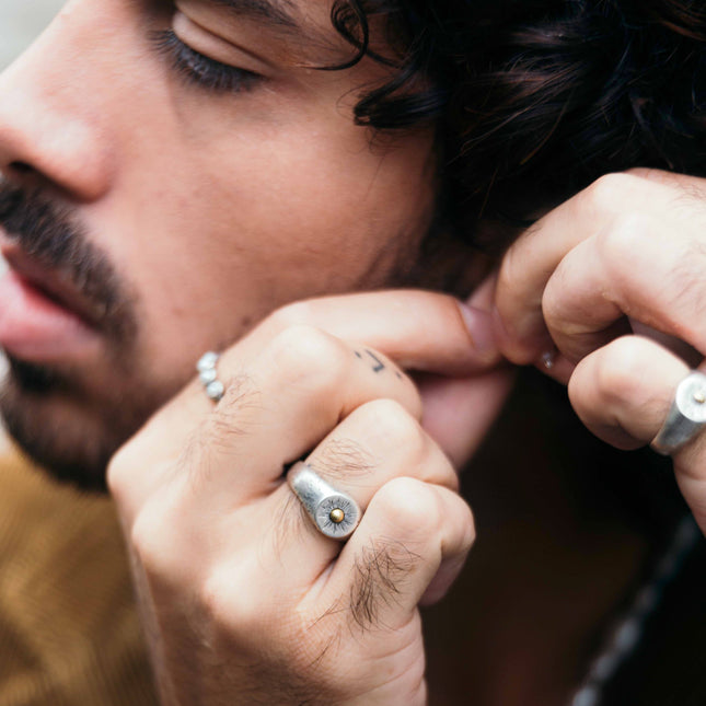 Sterling Silver Signet Ring With Gold Details-Ring-Kompsós