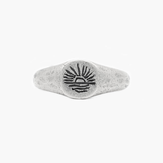 The Rising Sun Silver Signet Ring-Ring-Kompsós