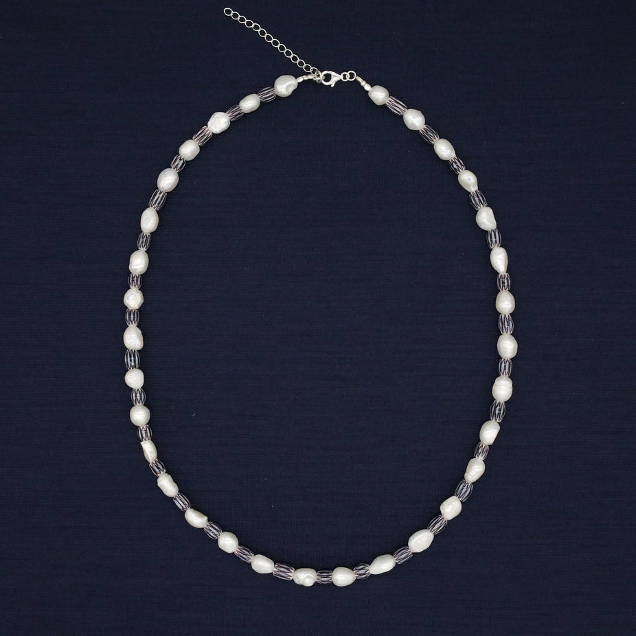Freshwater Pearls Necklace With Vintage Chevron Beads-Necklace-Kompsós