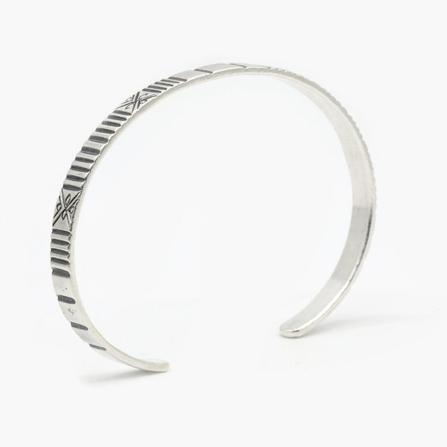Hand-forged "Cherokee" Silver Bangle-Jewelry-Kompsós