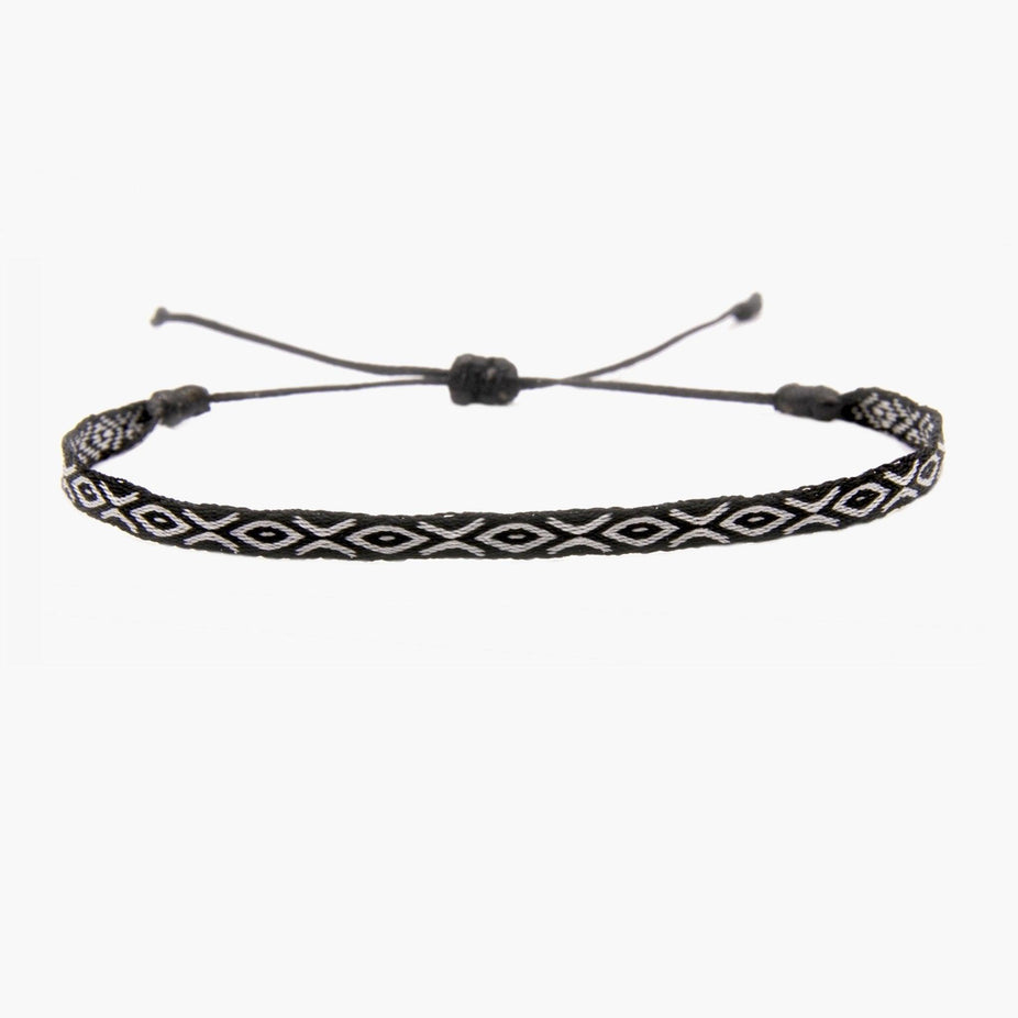 Handmade Purnama Bracelet (Black/White) - Kompsós