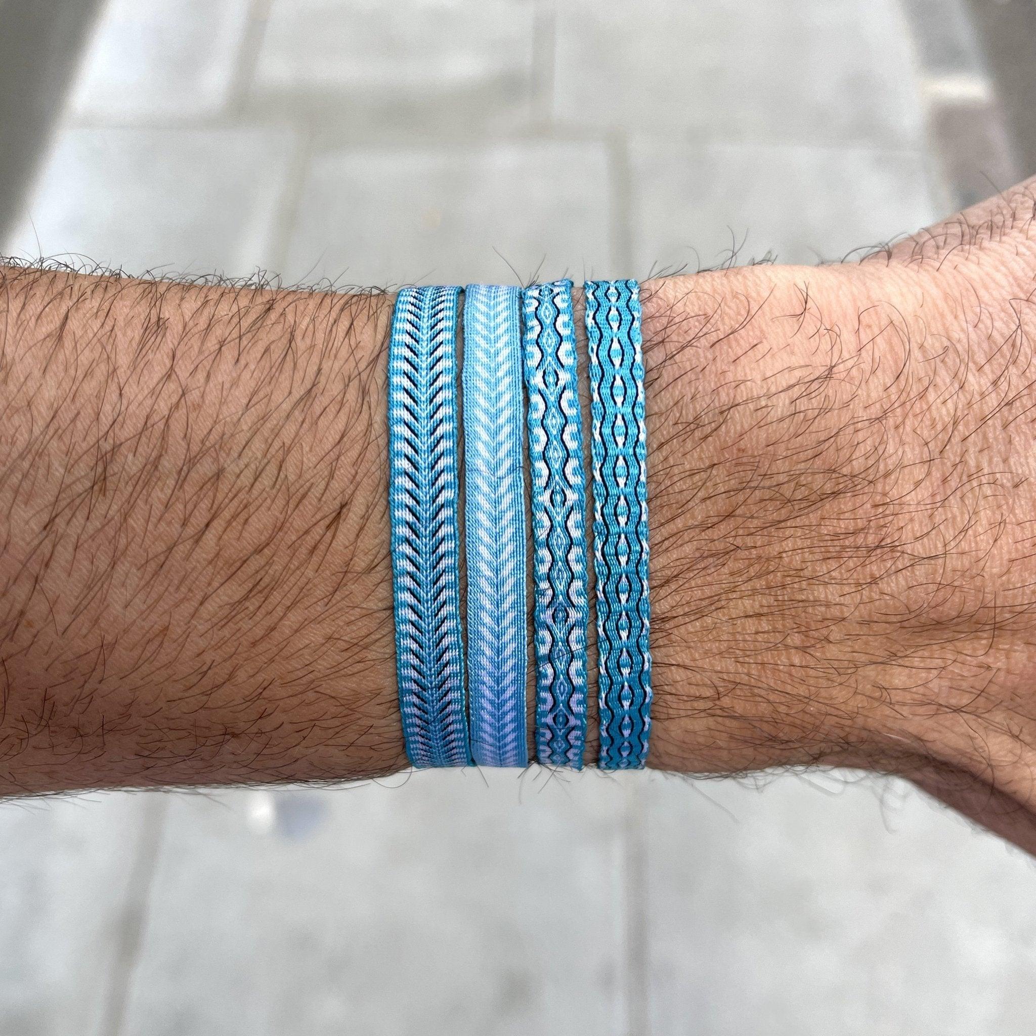 Handmade Purnama Bracelet (Light Blue/White) - Kompsós