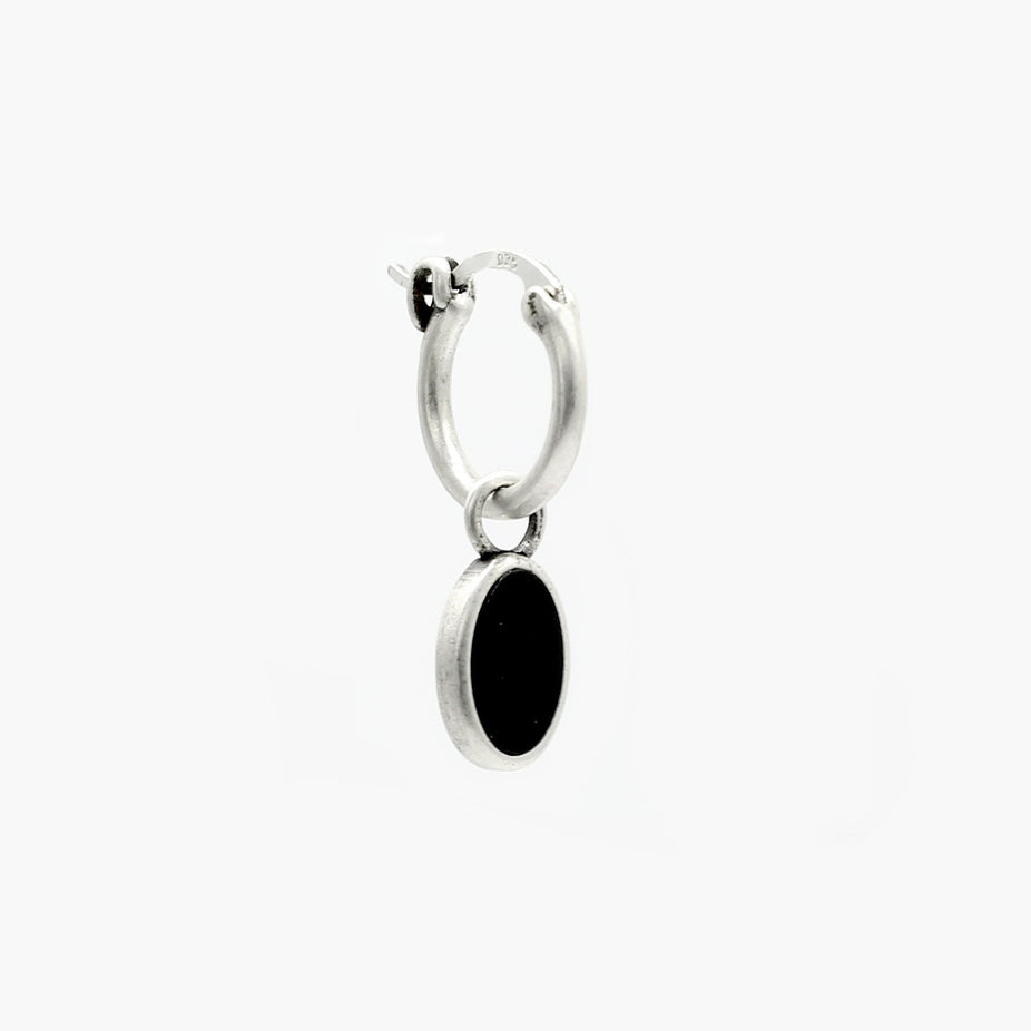 Matt Onyx Charm Sterling Silver Earring-Earring-Kompsós