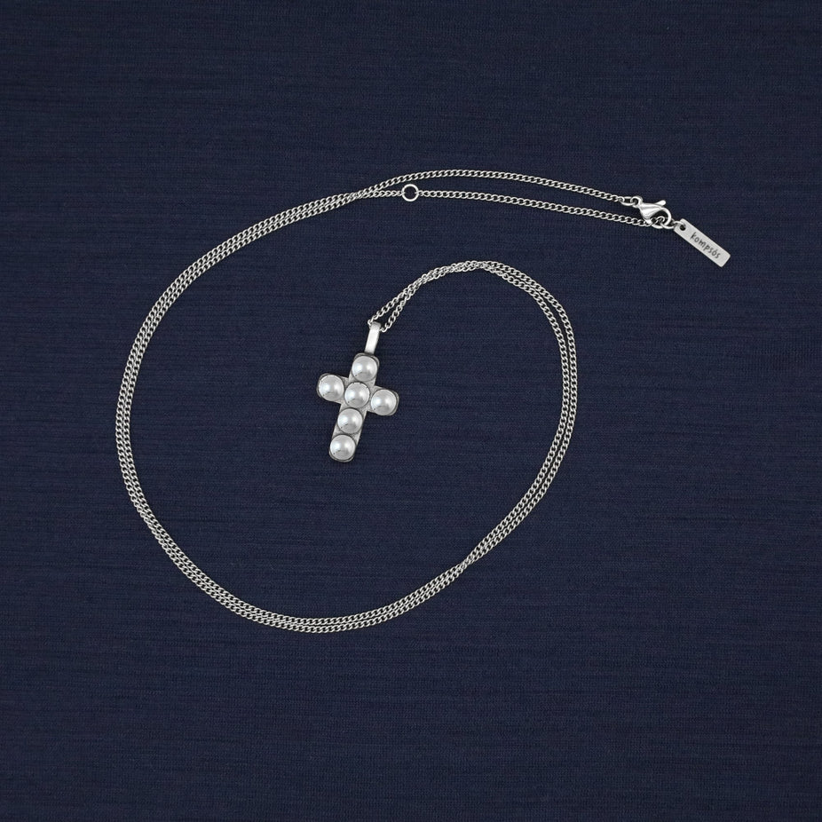 Silver Cross Necklace With Freshwater Pearls-Necklace-Kompsós